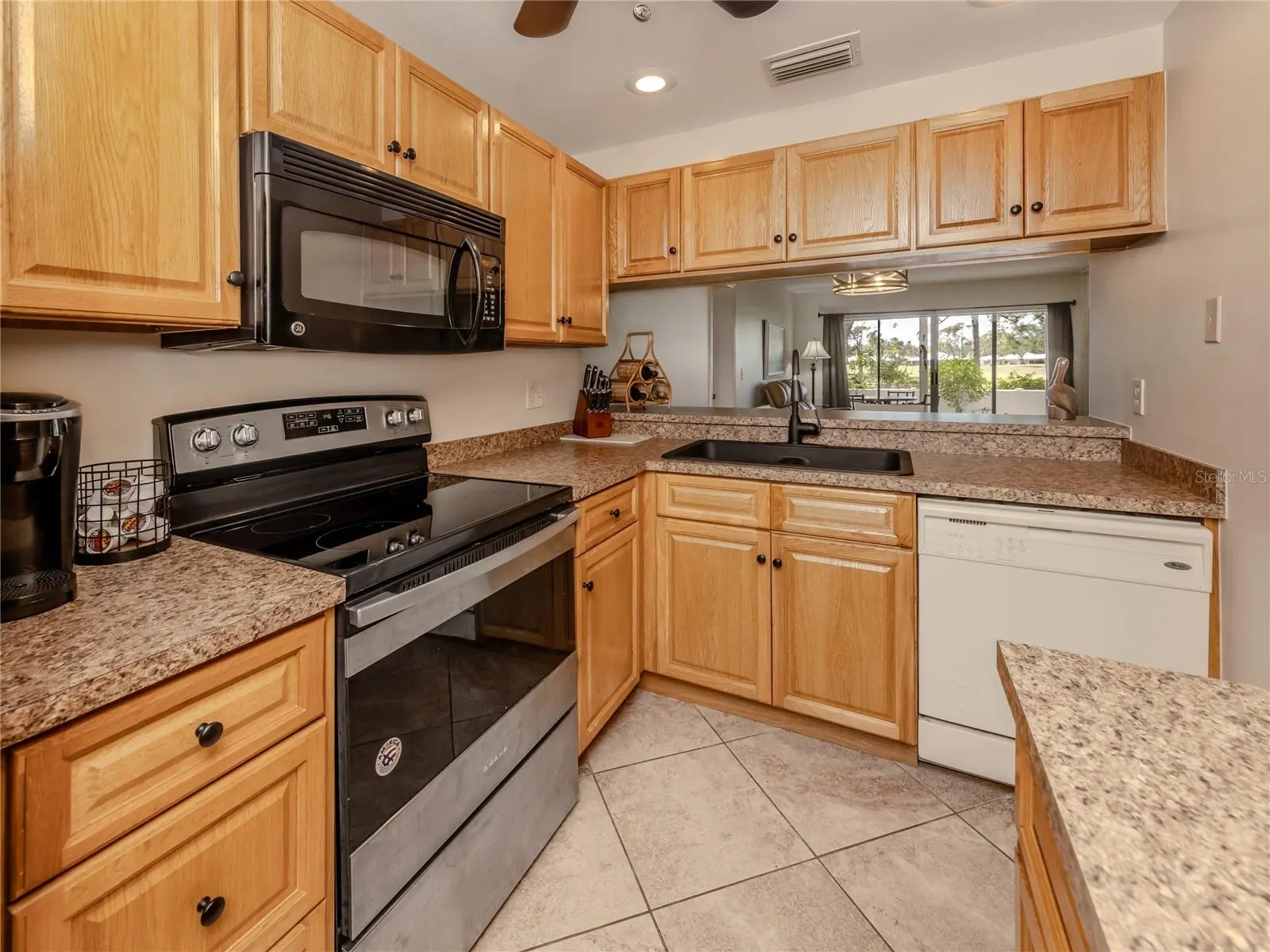 437 CERROMAR LN #312, #312
