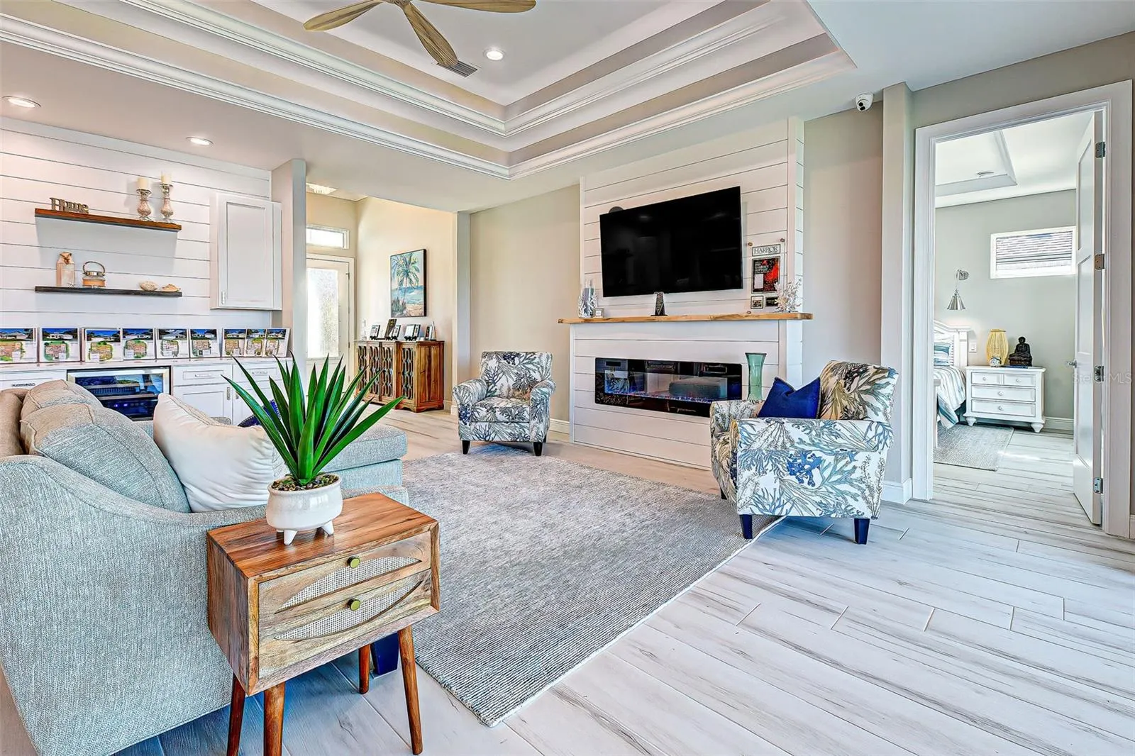 2239 CORNELIUS BLVD