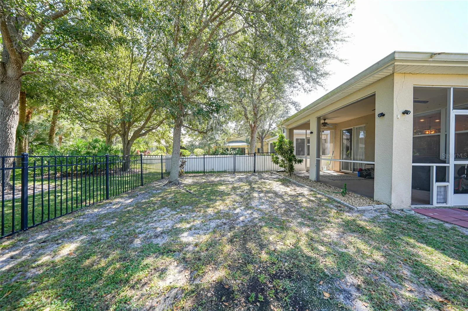 10007 WINDING RIVER RD