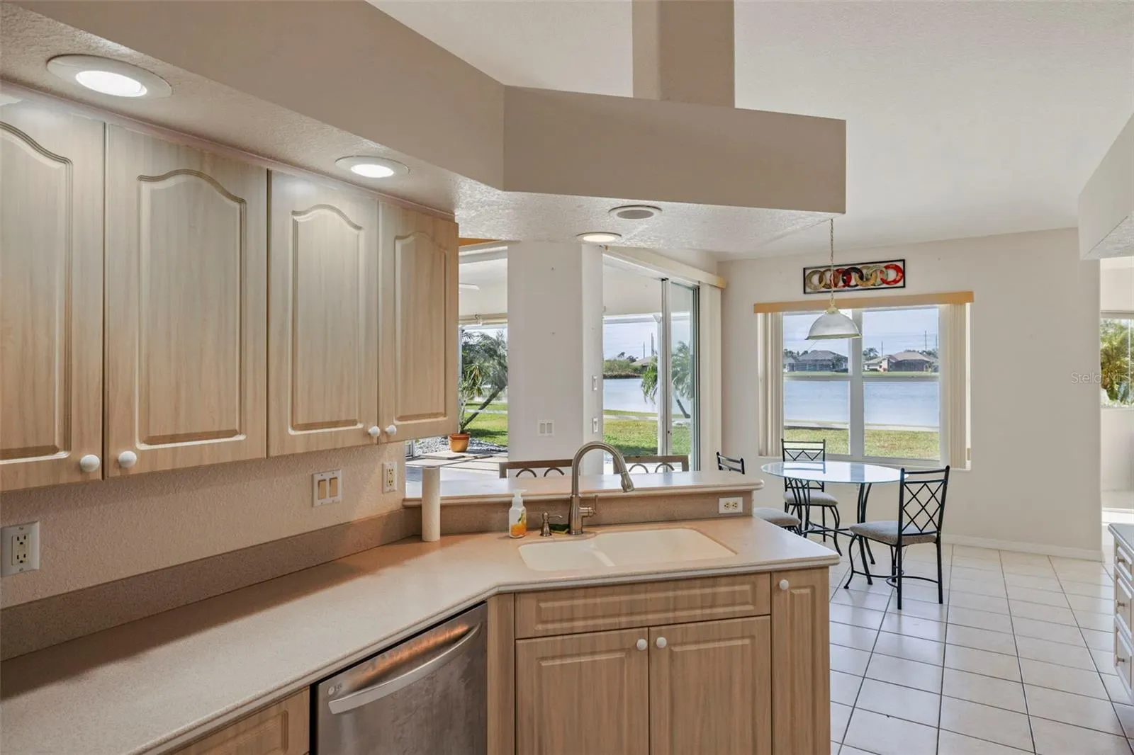 12942 SW KINGSWAY CIR