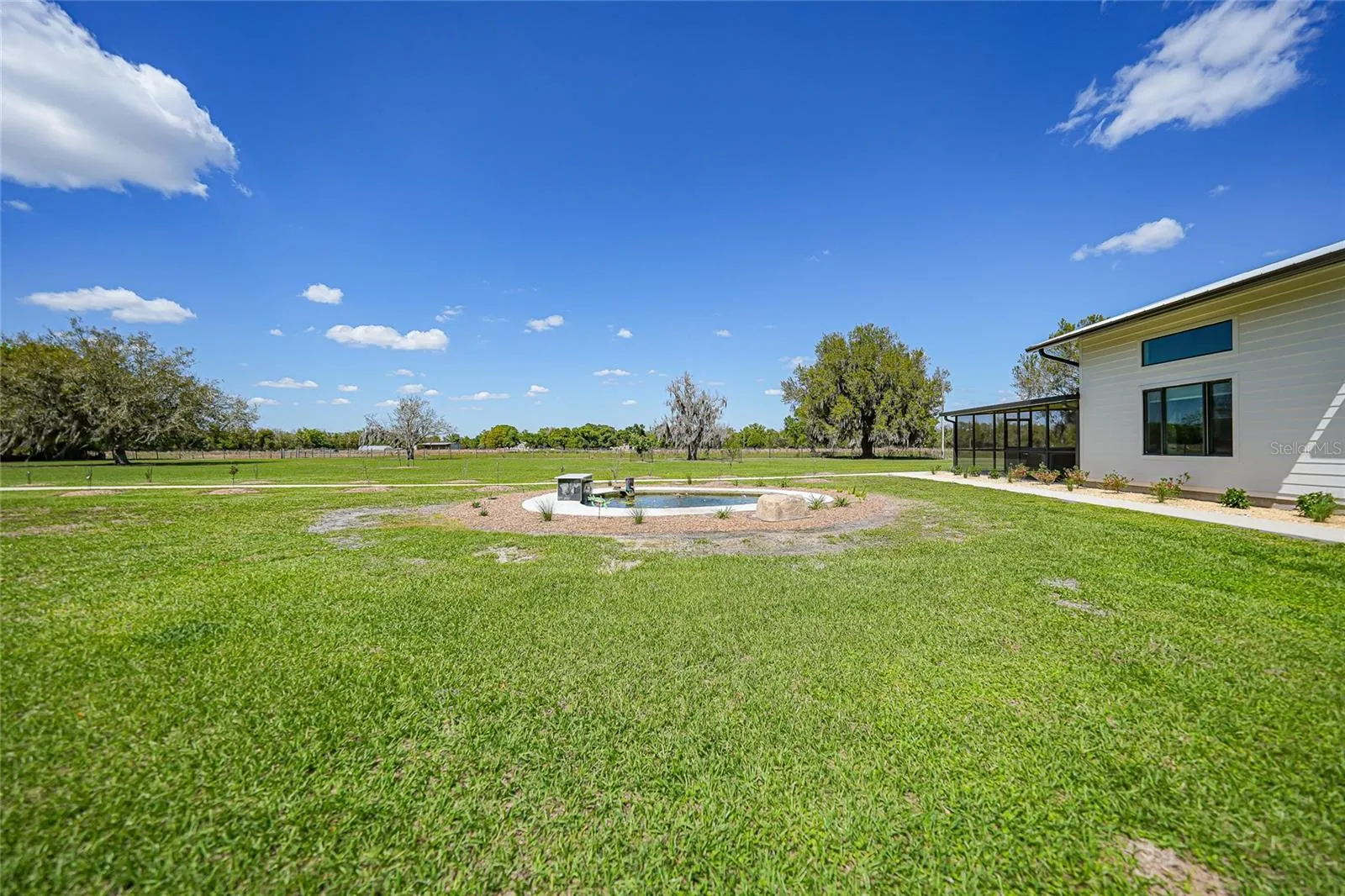 3049 SW COUNTY ROAD 769