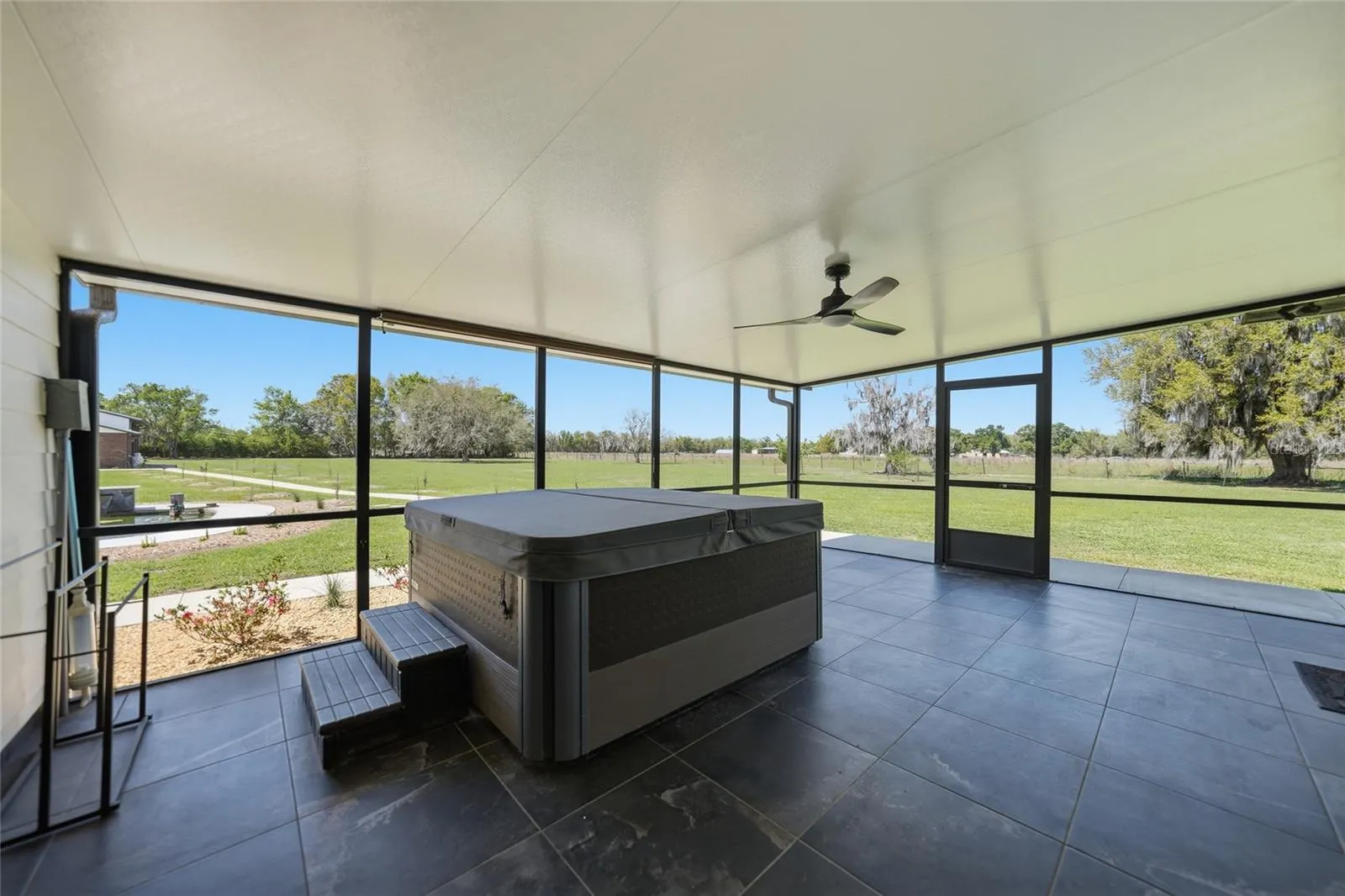 3049 SW COUNTY ROAD 769