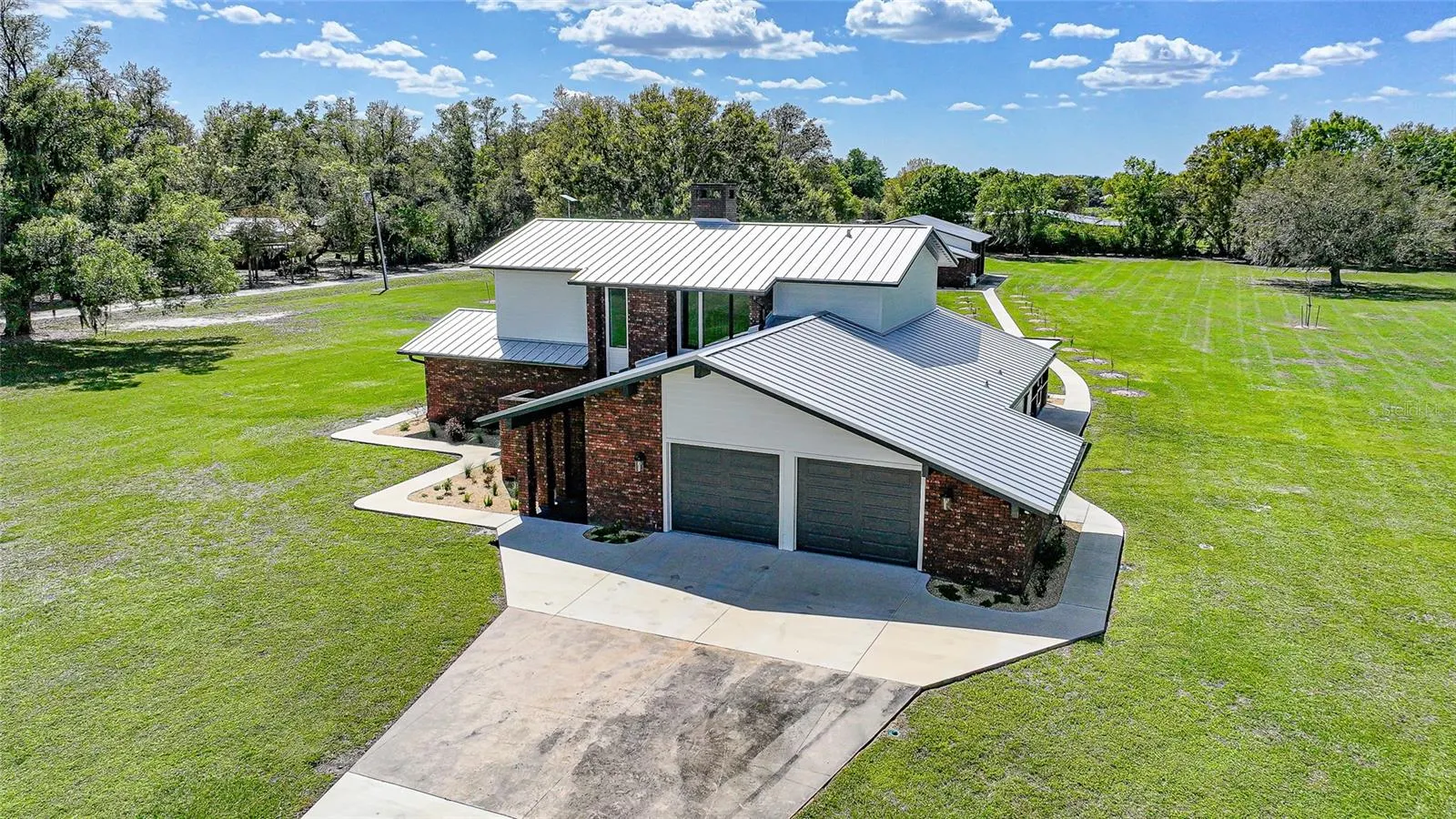 3049 SW COUNTY ROAD 769