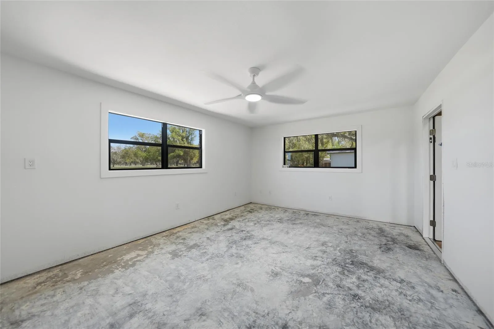3049 SW COUNTY ROAD 769