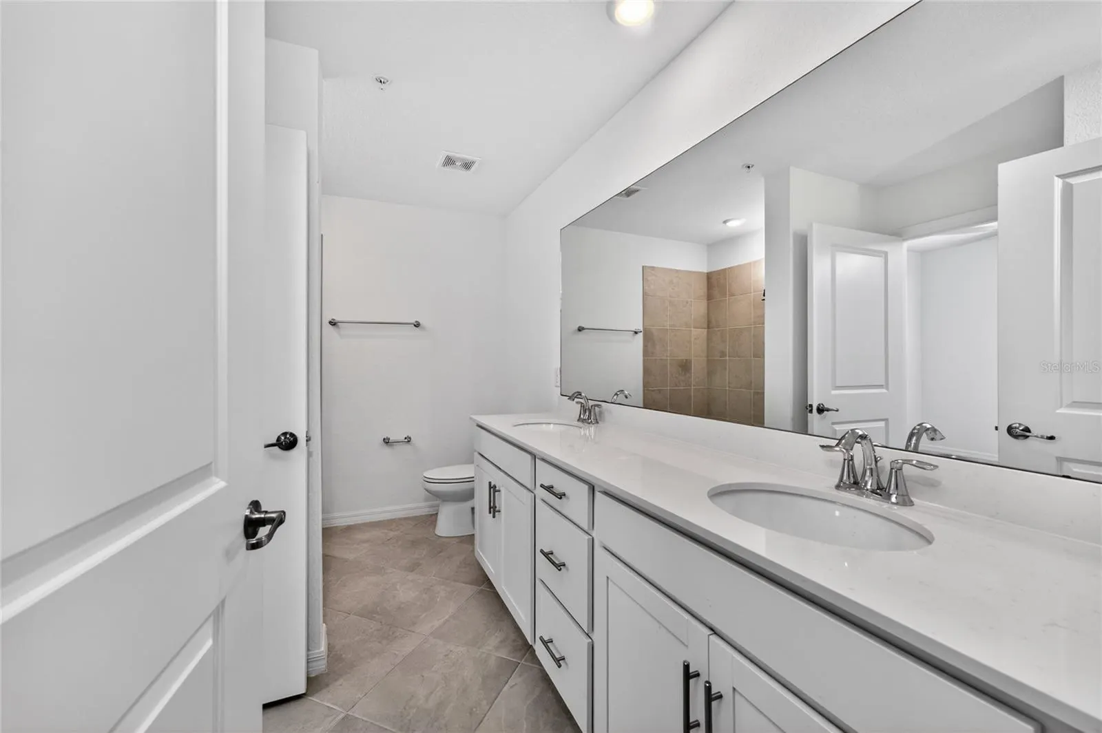14141 HERITAGE LANDING BLVD #921 #921