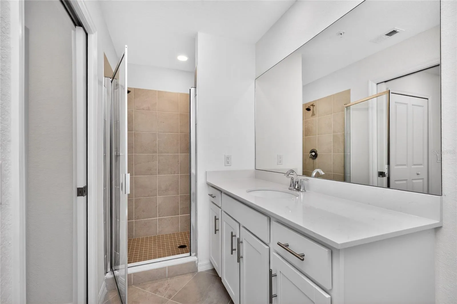 14141 HERITAGE LANDING BLVD #921 #921
