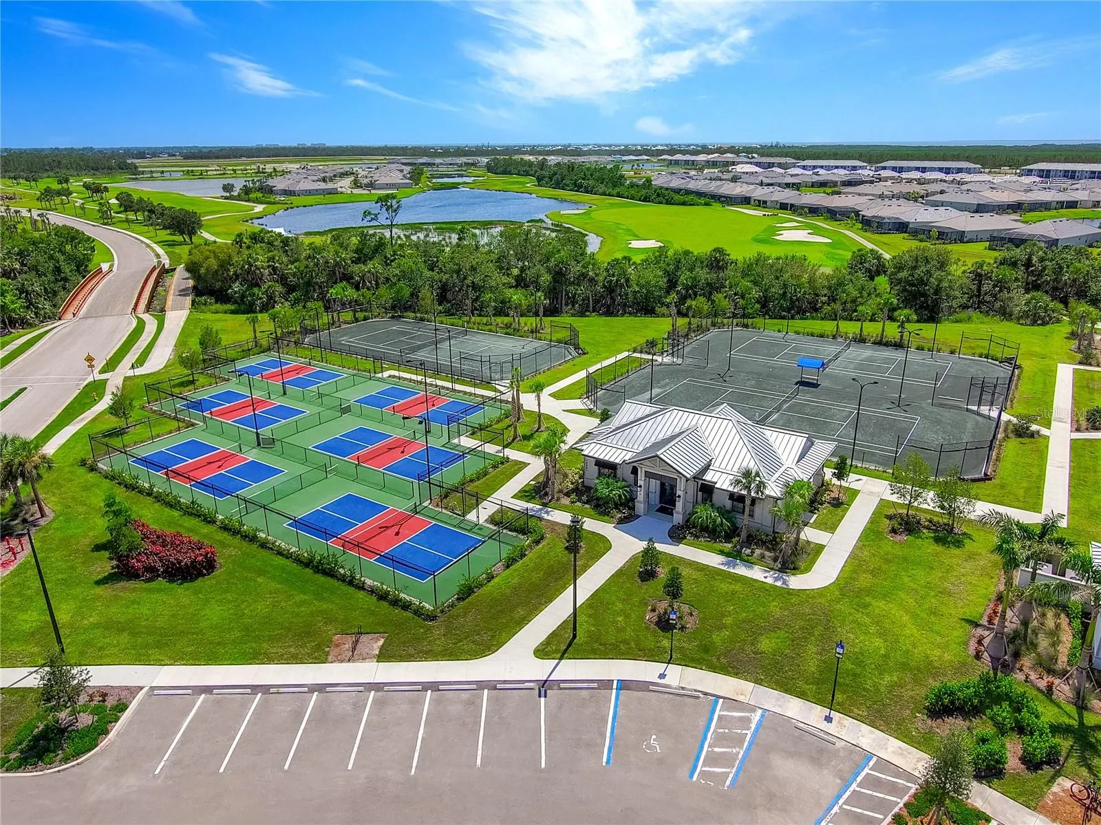14141 HERITAGE LANDING BLVD #921 #921