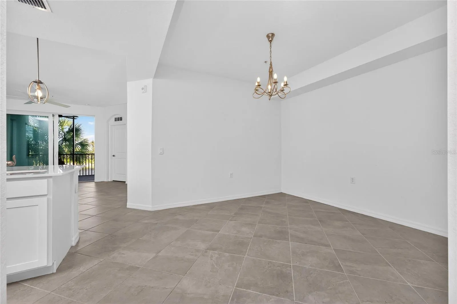 14141 HERITAGE LANDING BLVD #921 #921