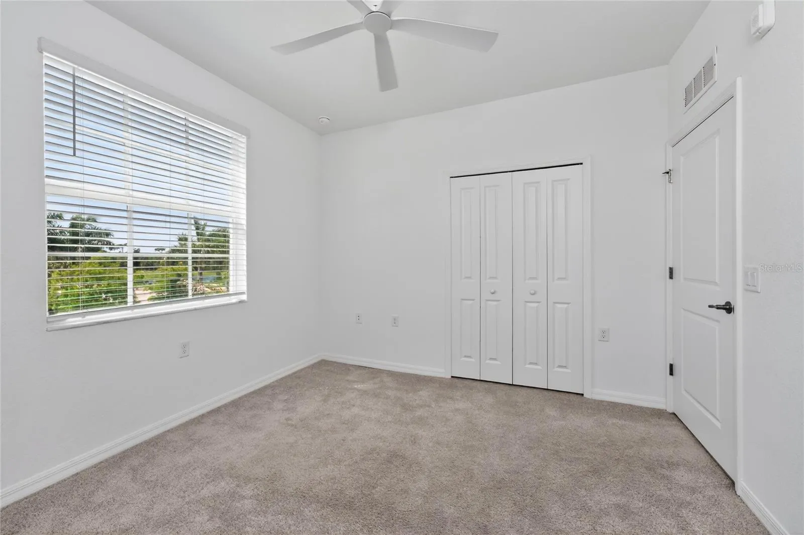 14141 HERITAGE LANDING BLVD #921 #921