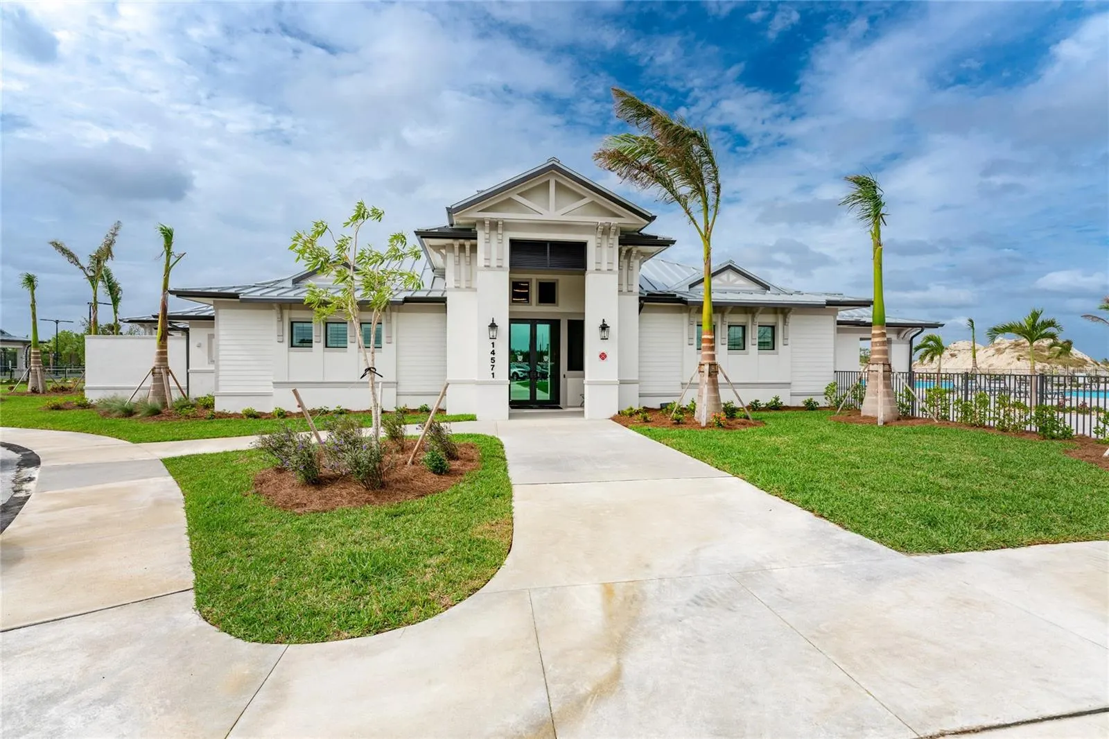 14141 HERITAGE LANDING BLVD #921 #921