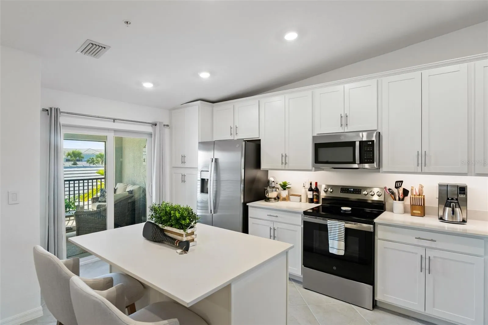 14241 HERITAGE LANDING BLVD #1827 #1827