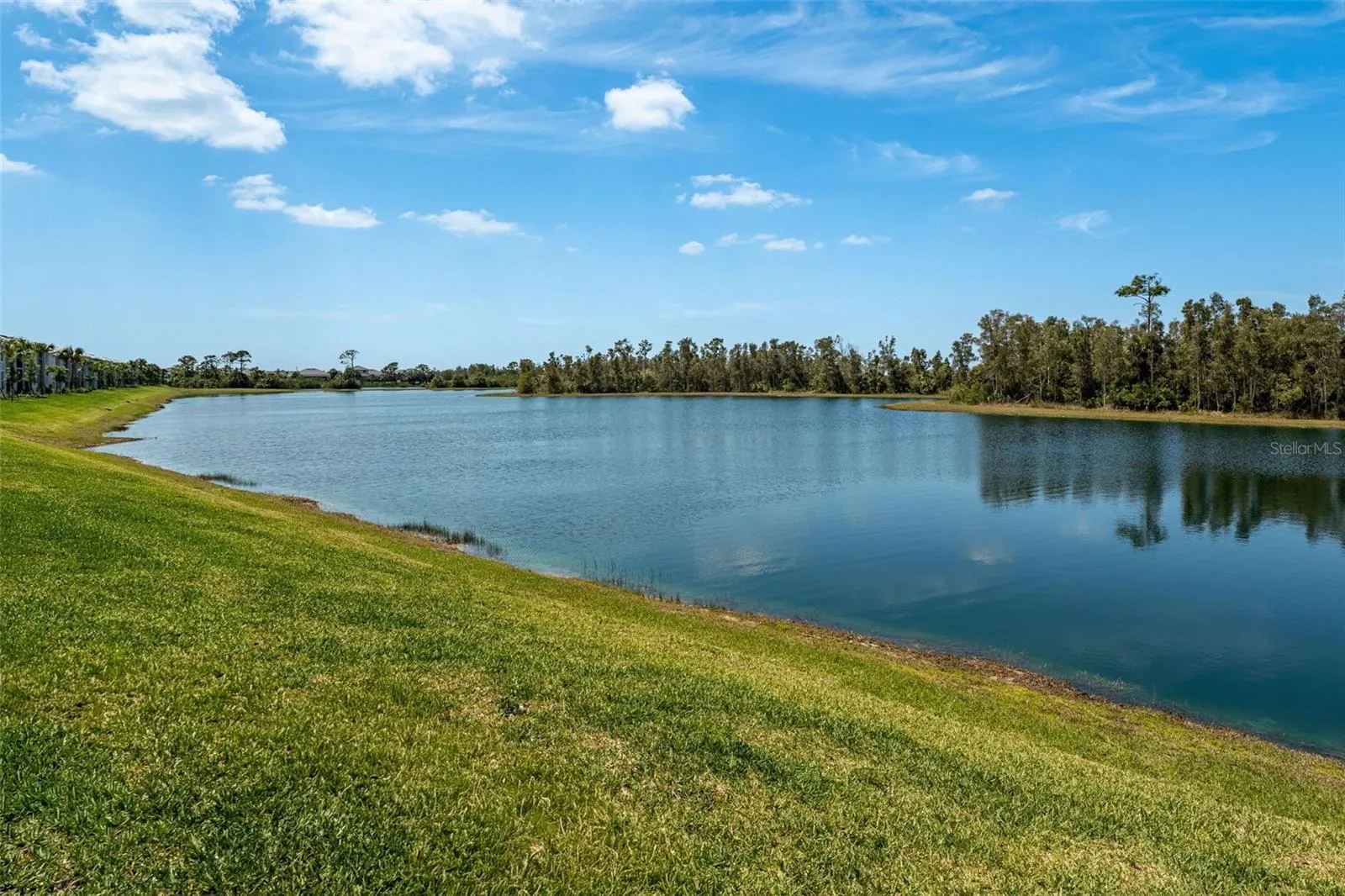 14241 HERITAGE LANDING BLVD #1827 #1827