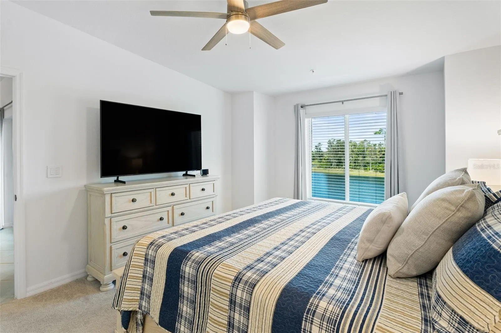 14241 HERITAGE LANDING BLVD #1827 #1827