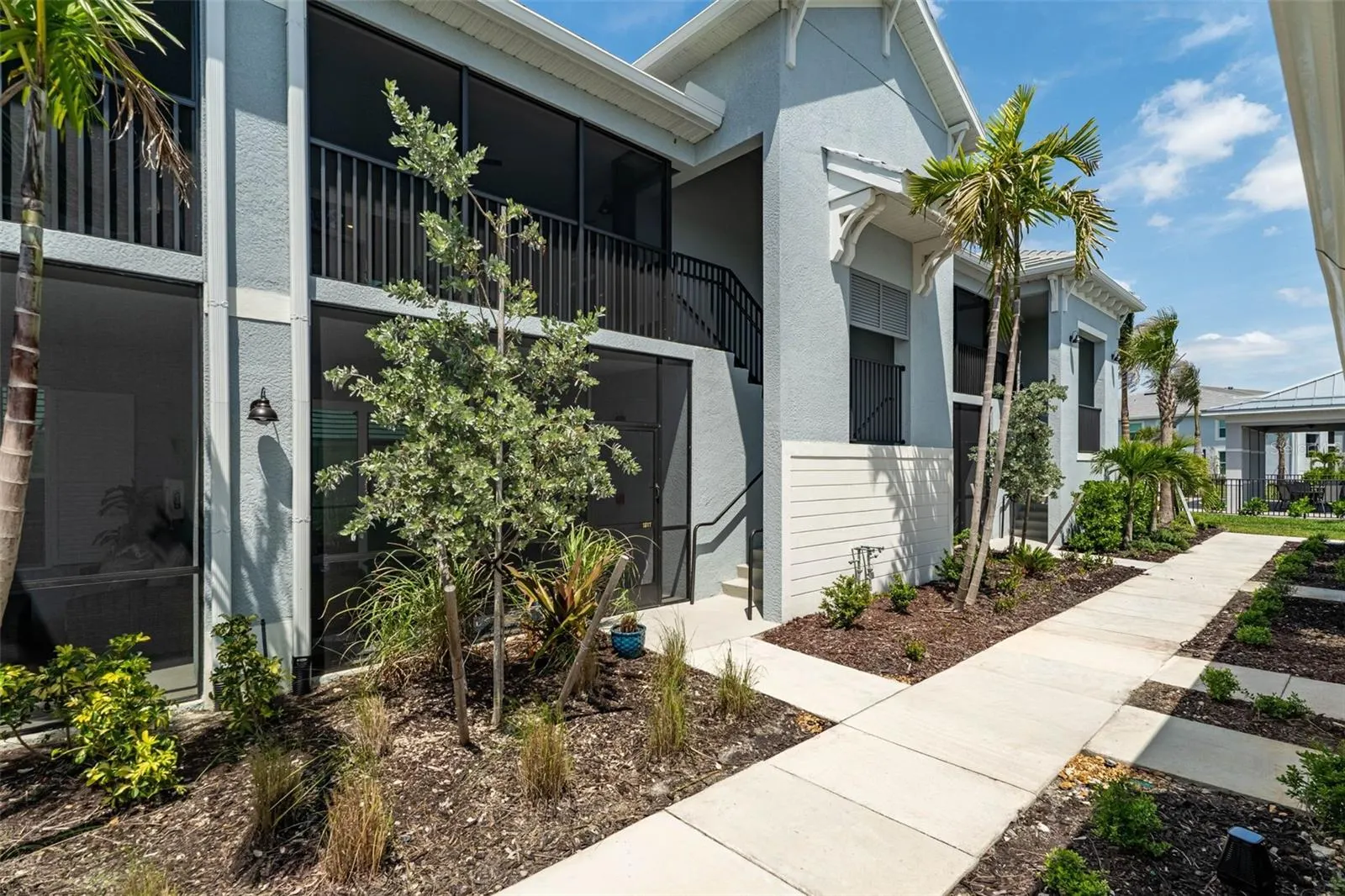 14241 HERITAGE LANDING BLVD #1827 #1827
