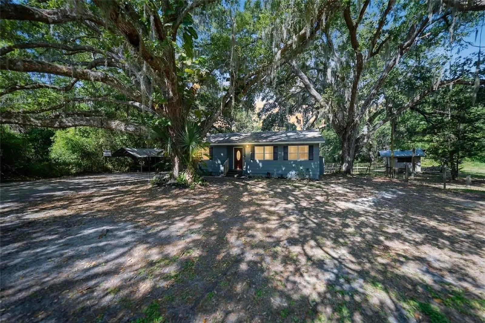 2403 SE POINTER AVE