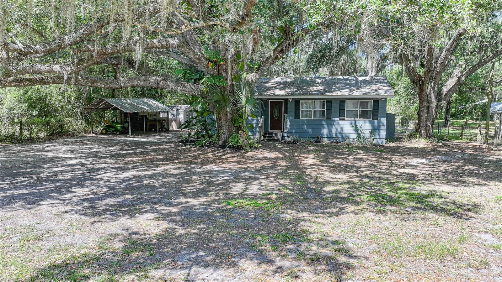 2403 SE POINTER AVE