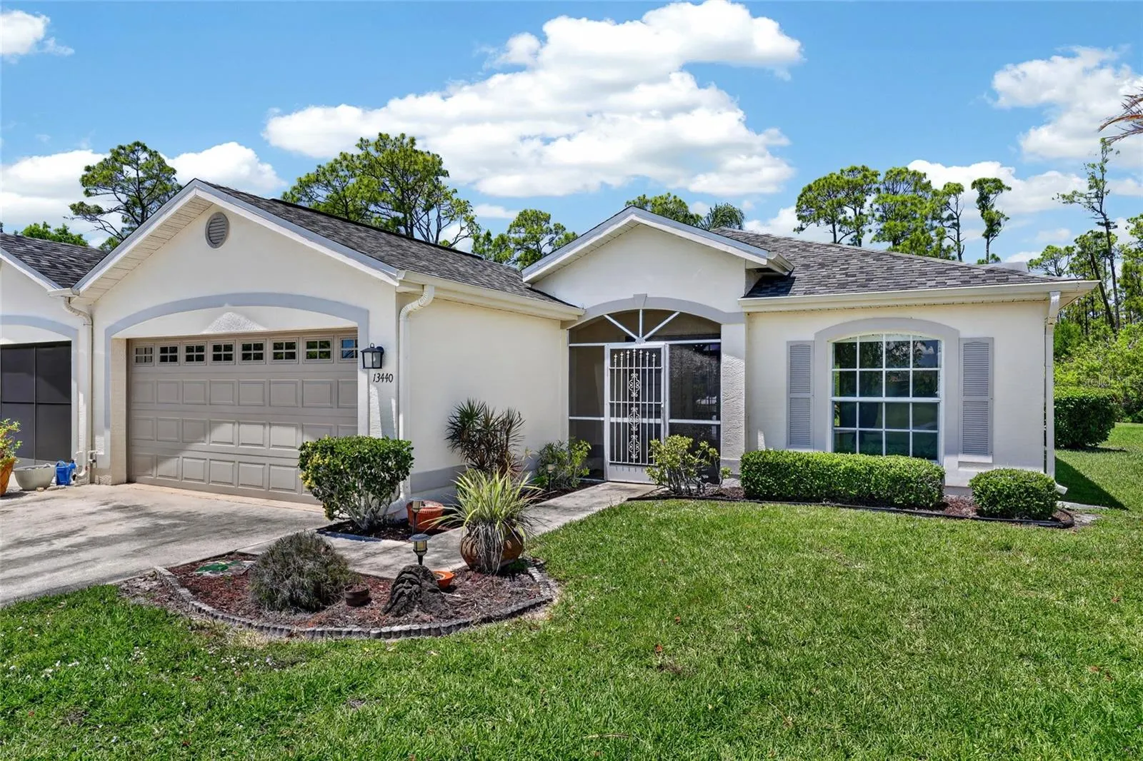 13440 SW PEMBROKE CIR N