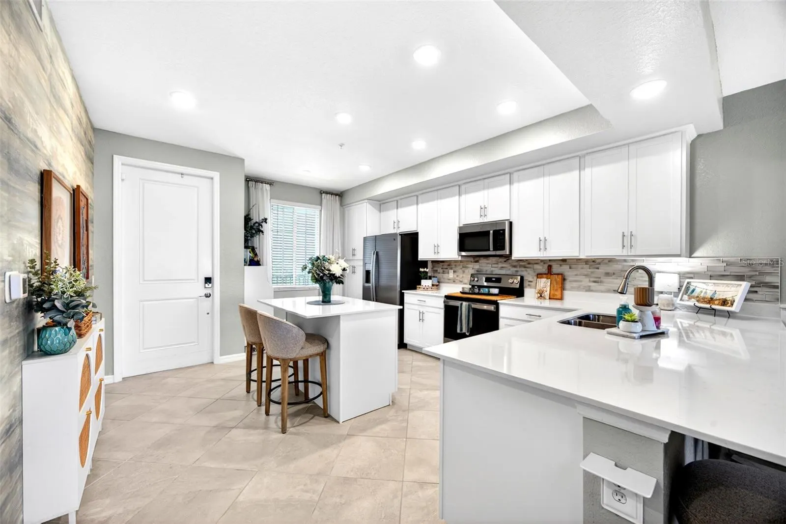 14141 HERITAGE LANDING BLVD #934 #934