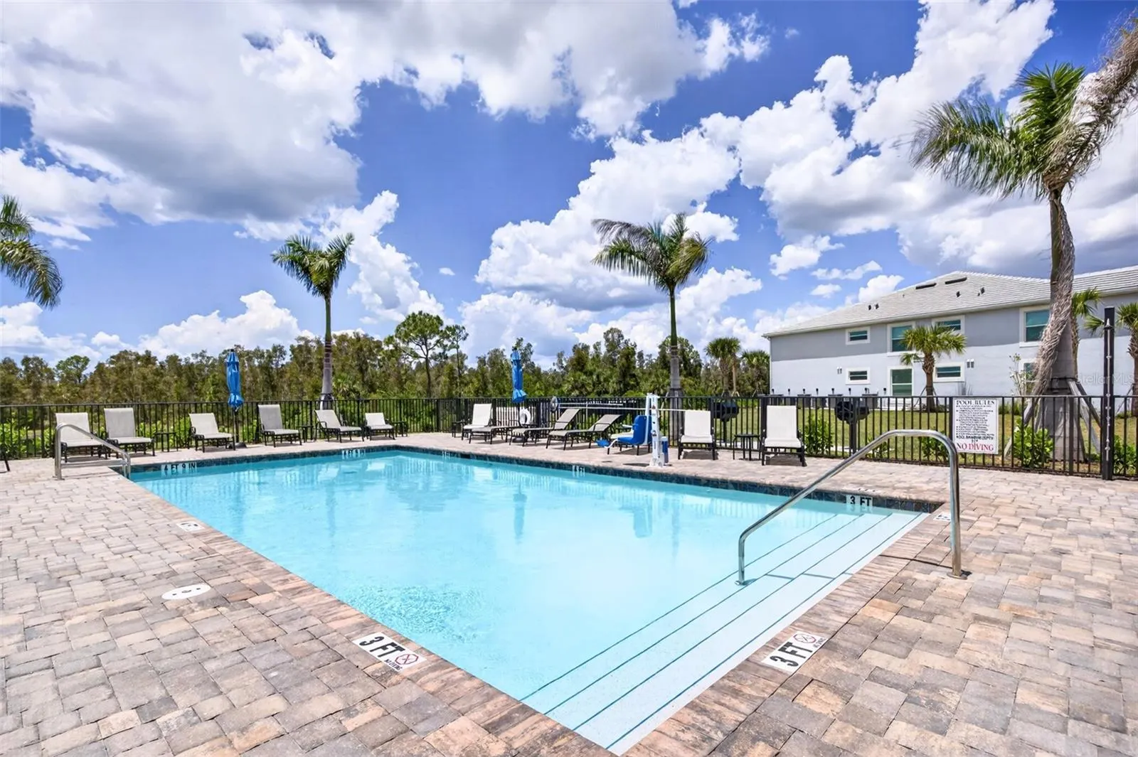 14141 HERITAGE LANDING BLVD #934 #934
