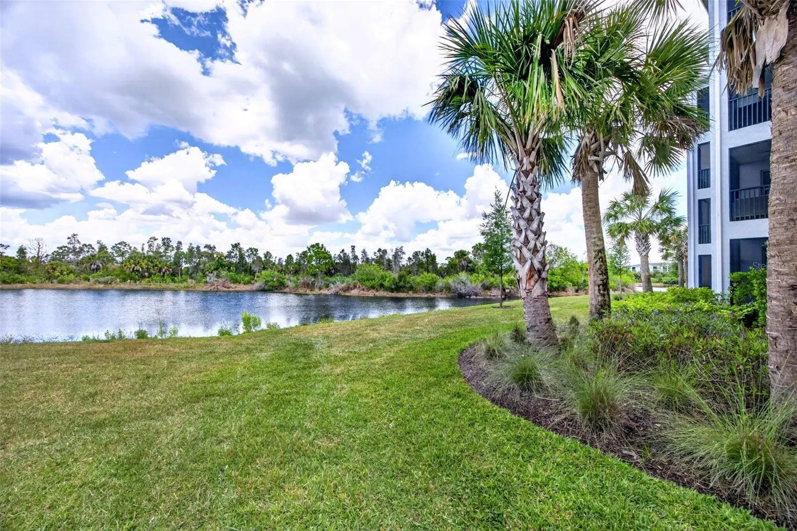 14141 HERITAGE LANDING BLVD #934 #934