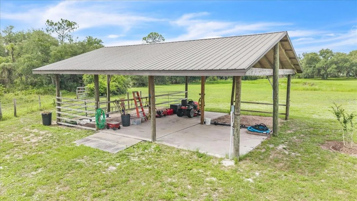 4806 SW COUNTY ROAD 769