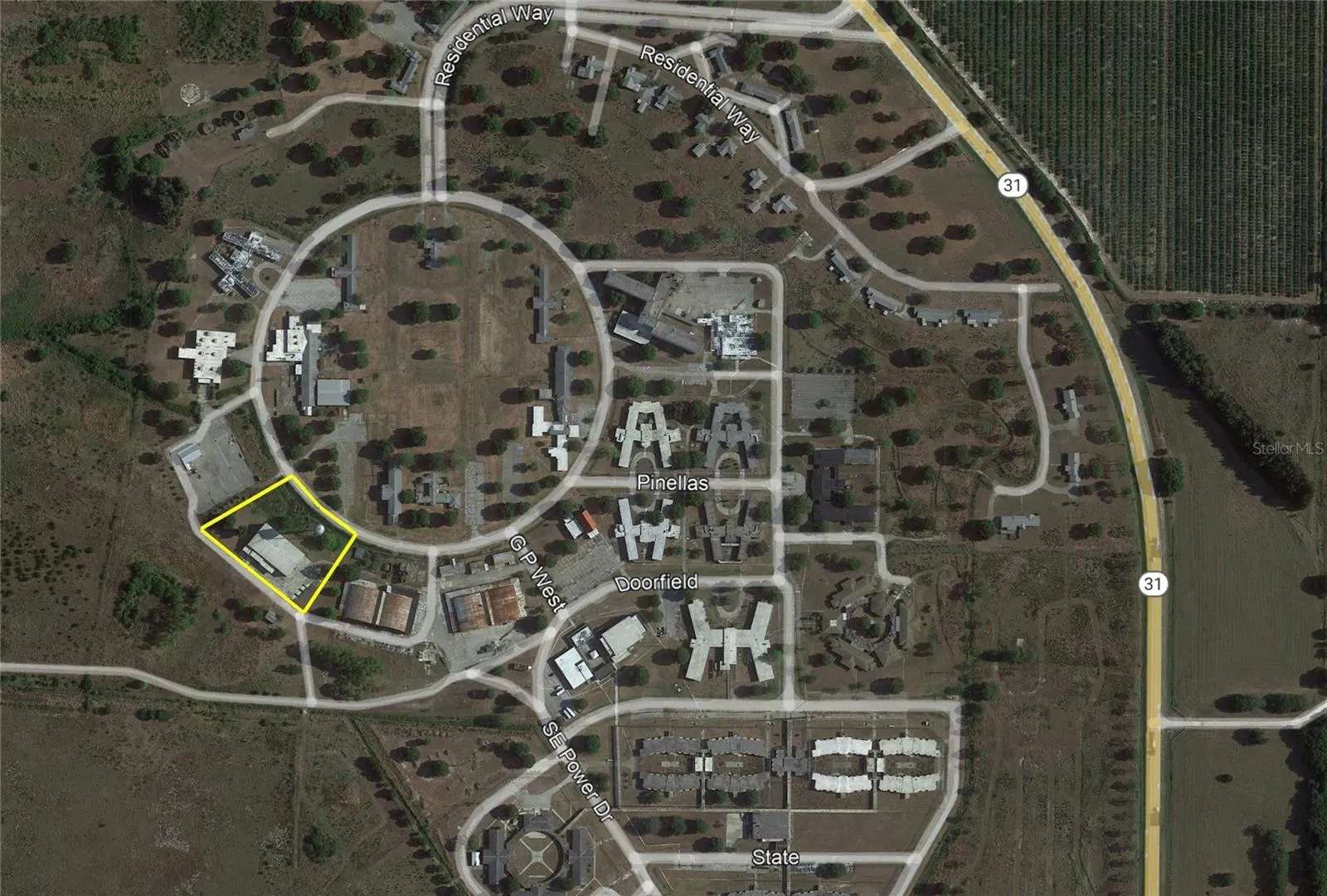 5000 SE HWY 31 #W #W