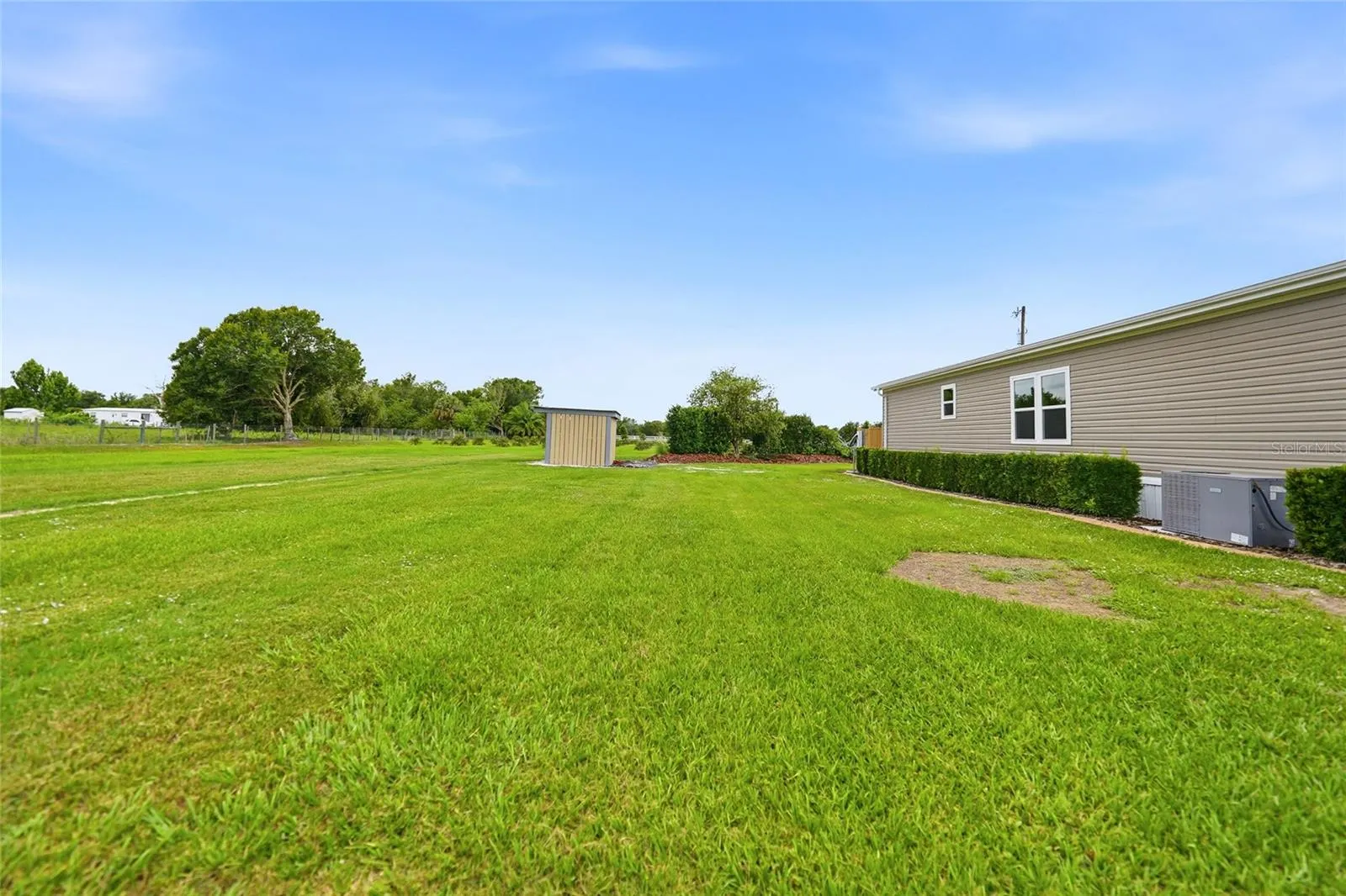 11354 SE SOUTH HOG BAY AVE