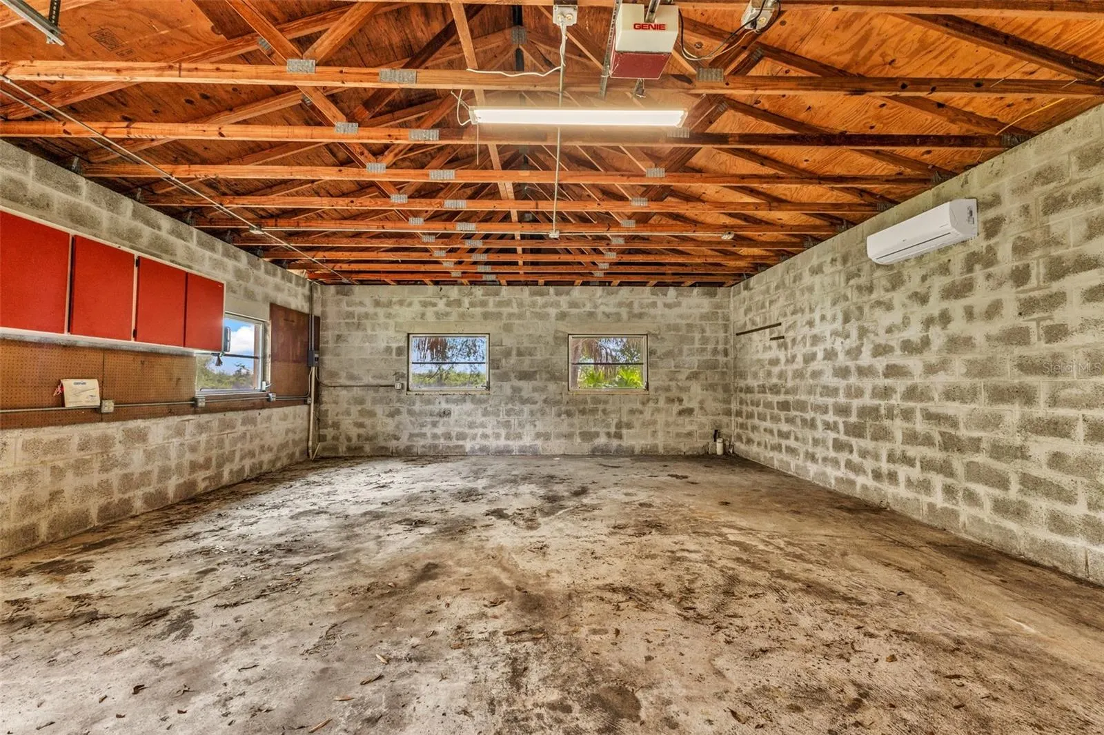 10082 SW RIVERVIEW CIR