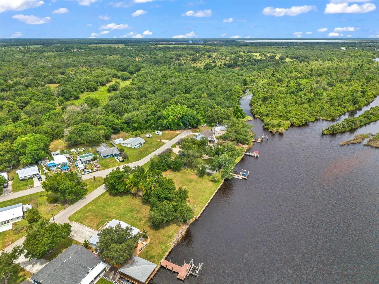 10082 SW RIVERVIEW CIR