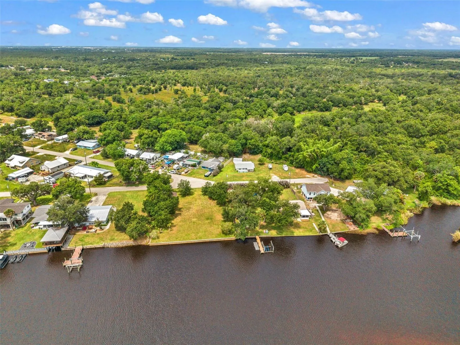 10082 SW RIVERVIEW CIR