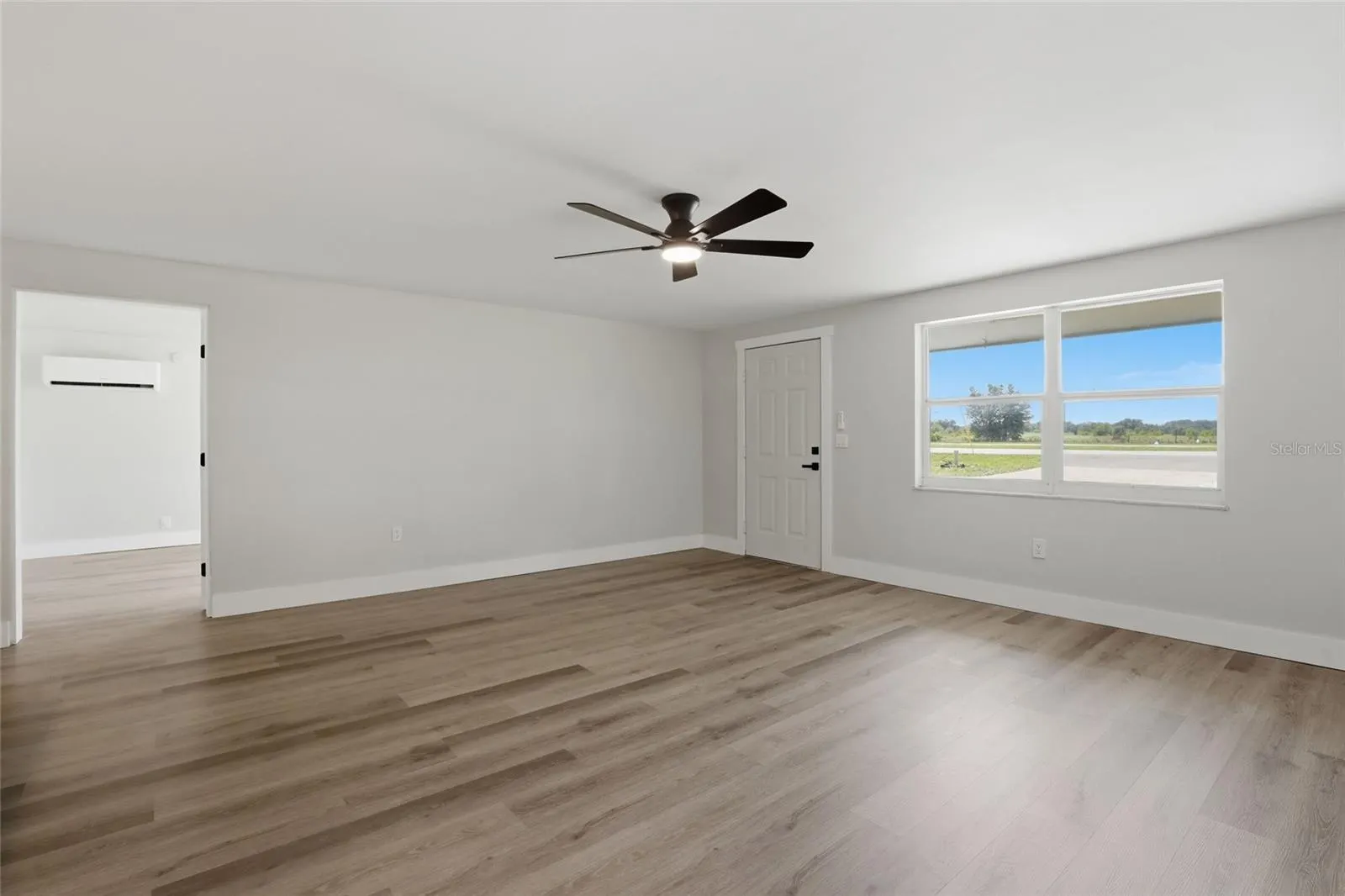 5587 SW HIGHWAY 17