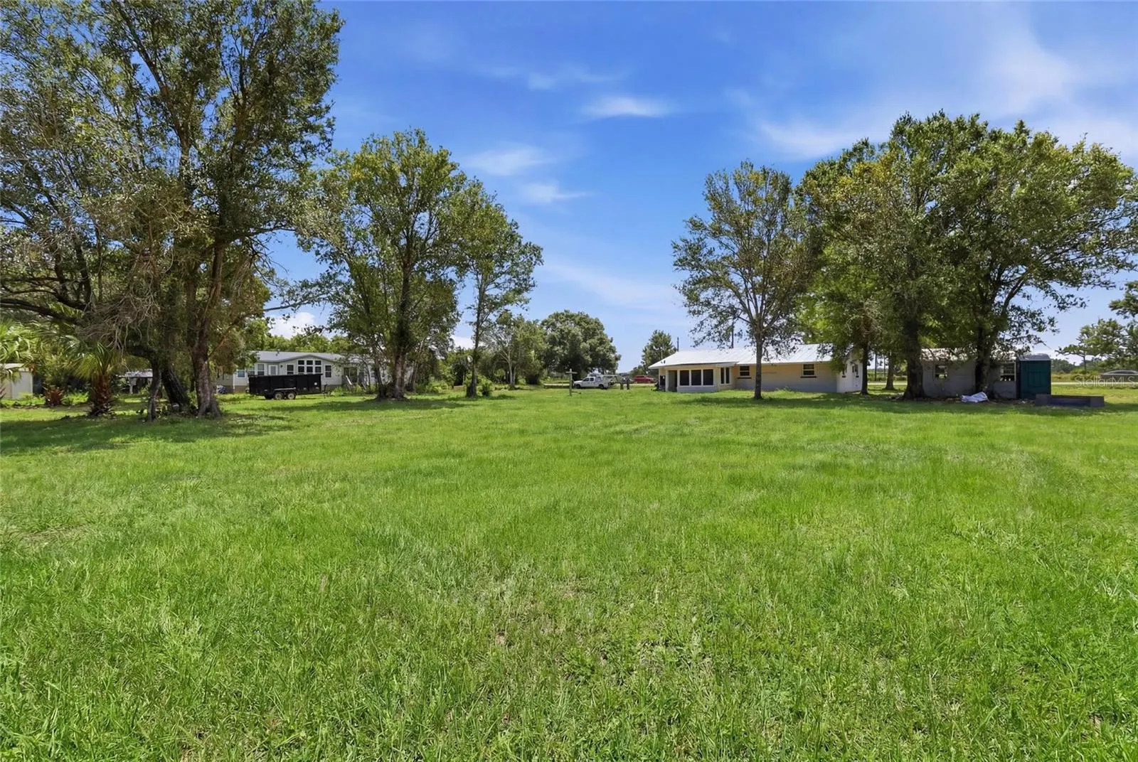 5587 SW HIGHWAY 17