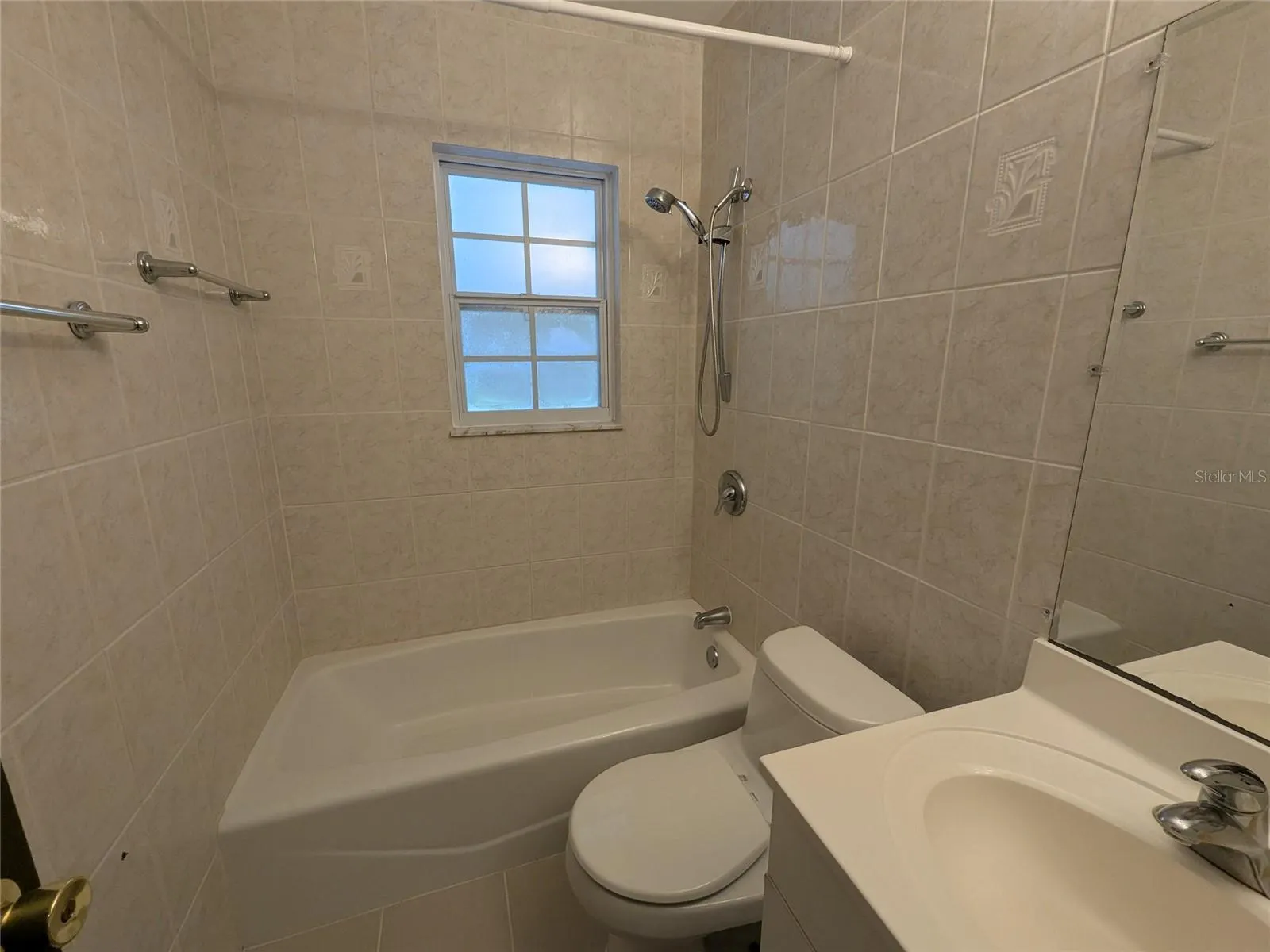 34 SEVILLA AVE
