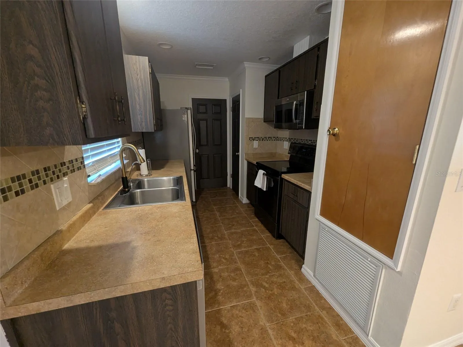 34 SEVILLA AVE