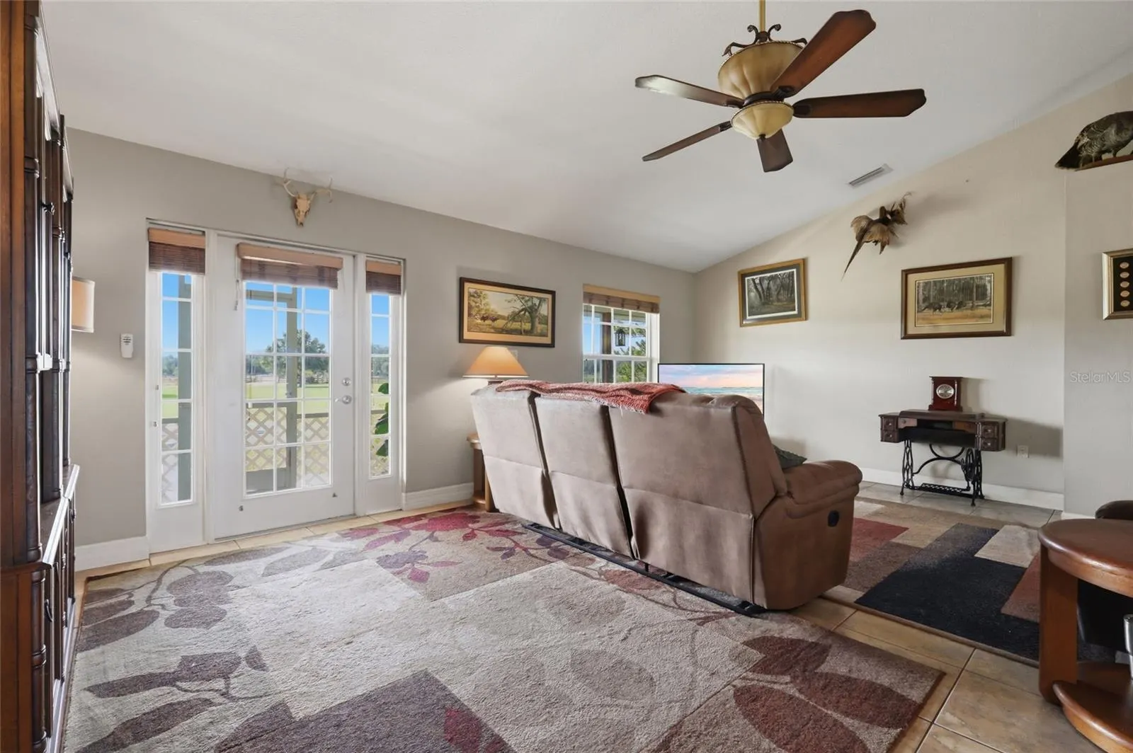 1277 SW EAST CREEK TRL