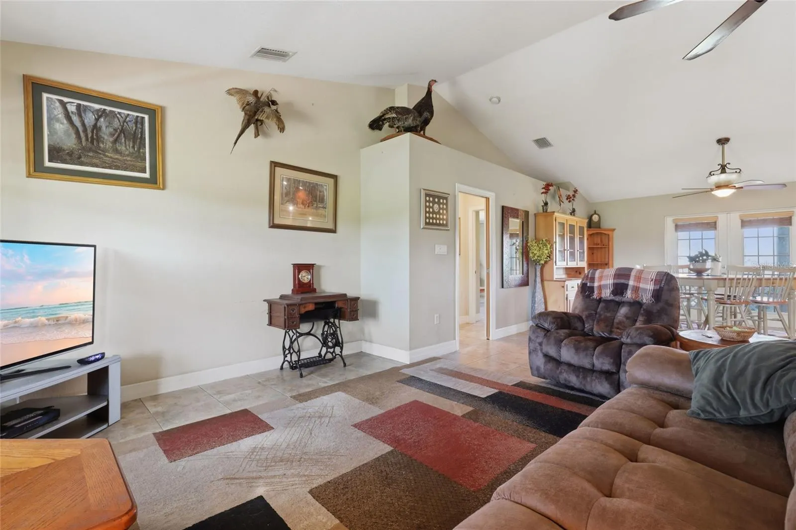 1277 SW EAST CREEK TRL