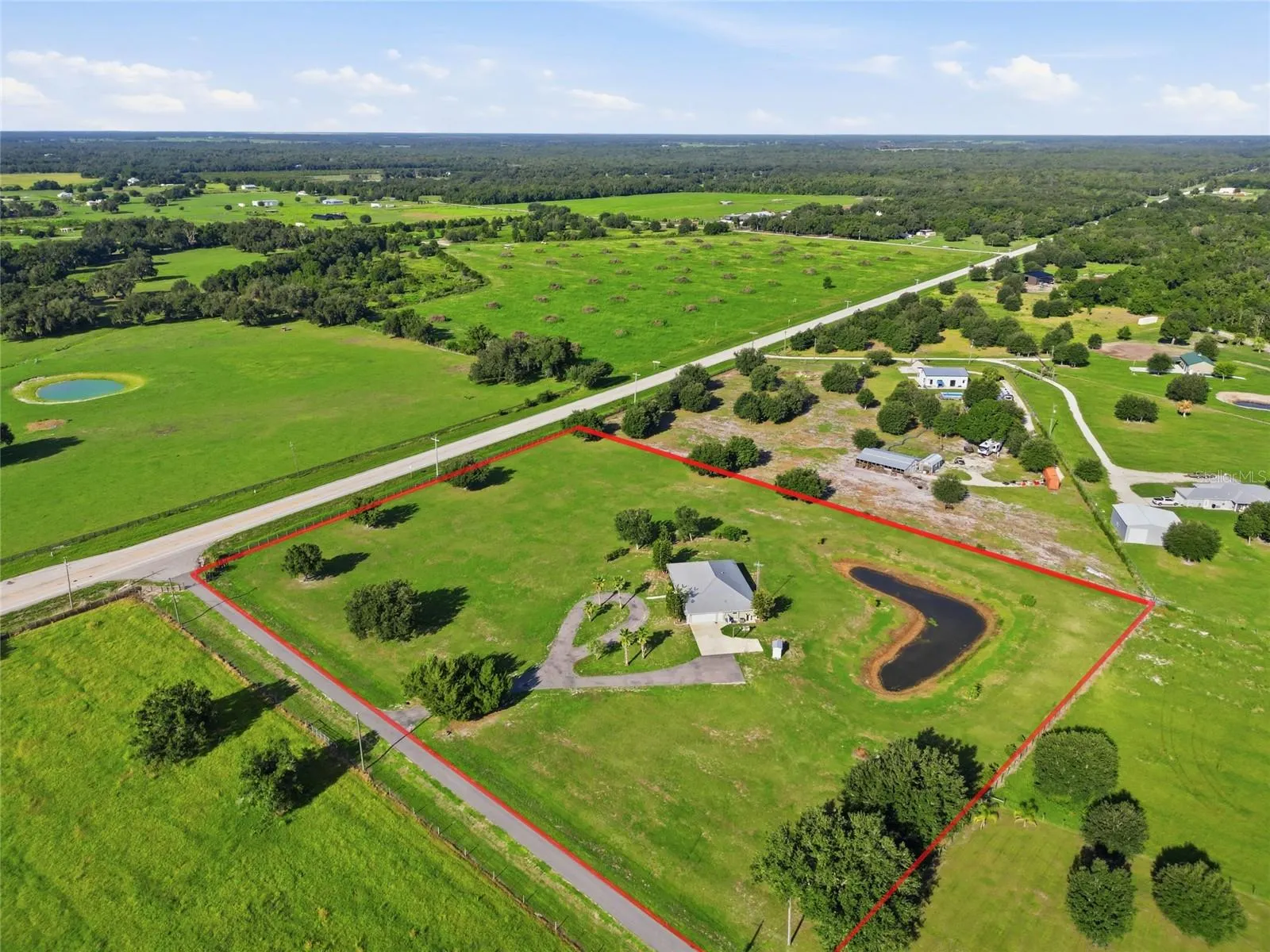 1277 SW EAST CREEK TRL