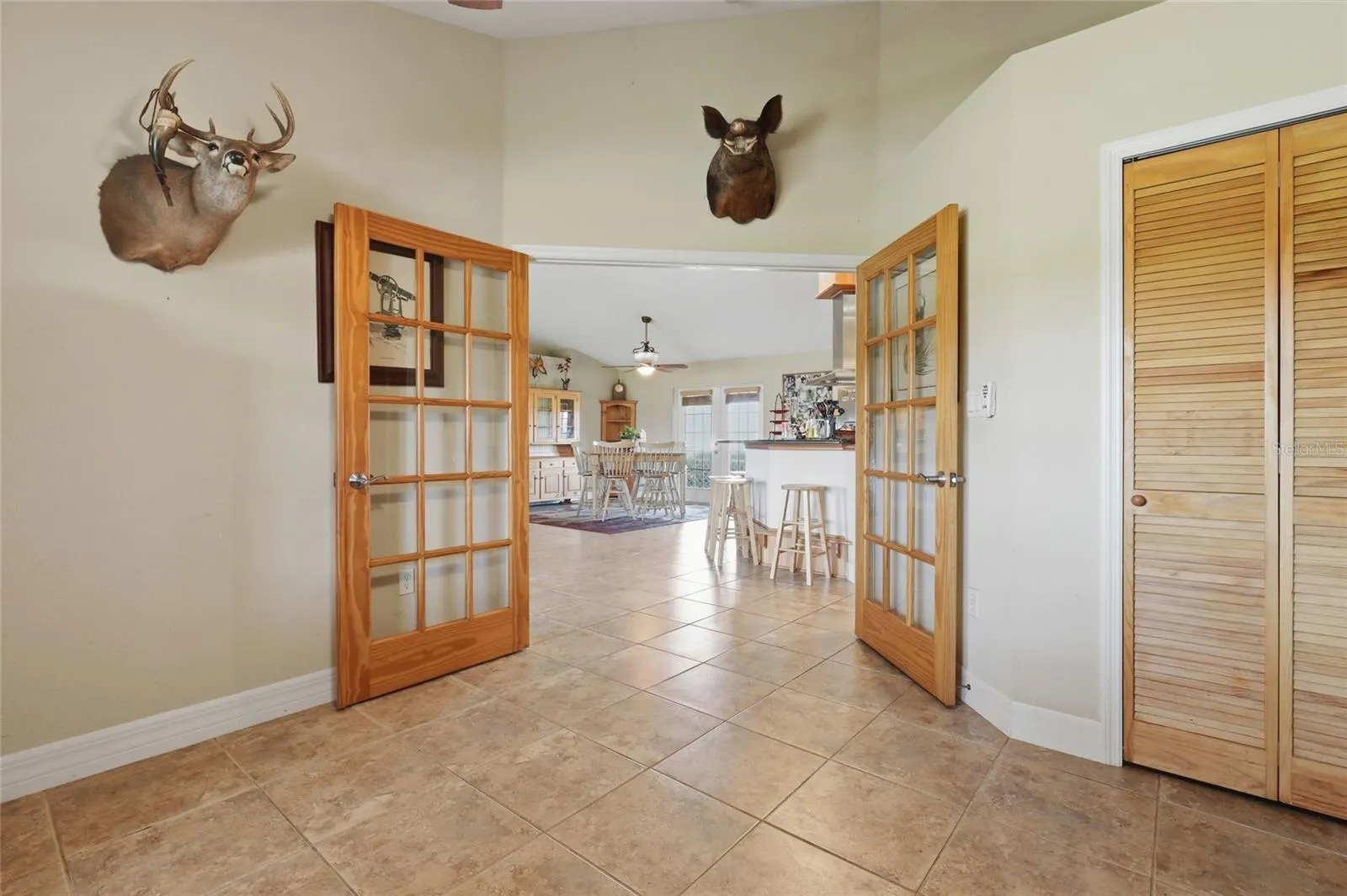 1277 SW EAST CREEK TRL
