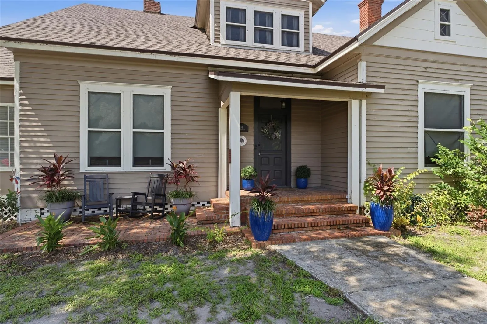 524 E MAGNOLIA ST