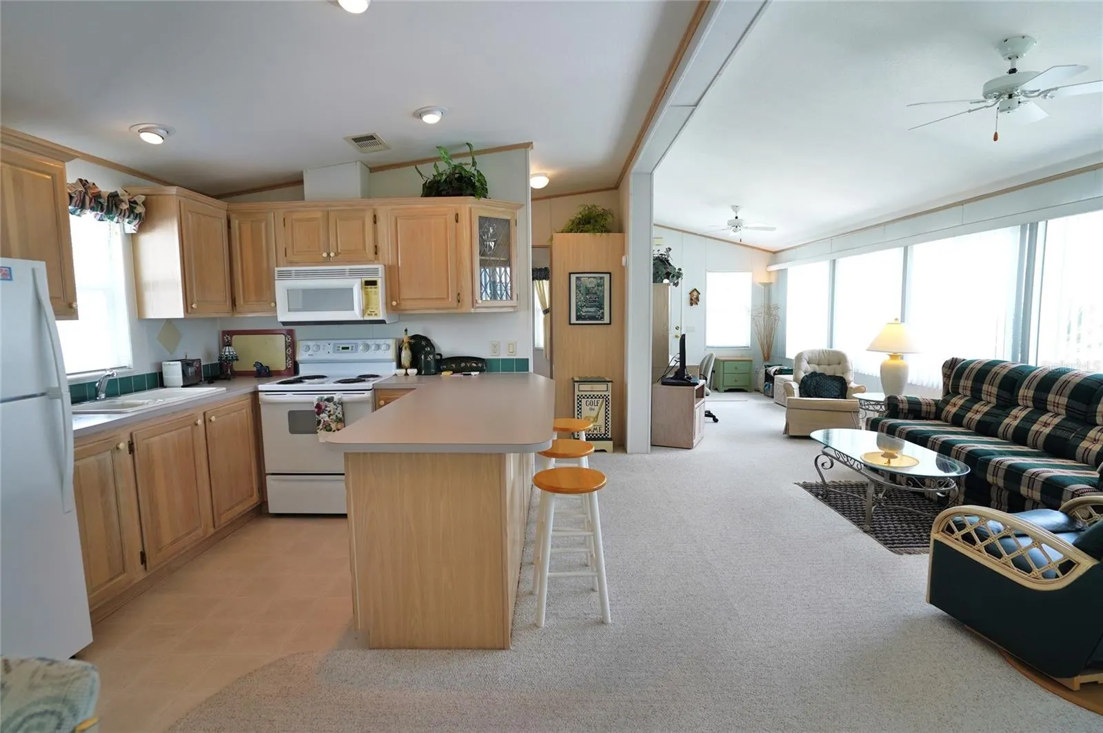125 BROOKSHIRE DR