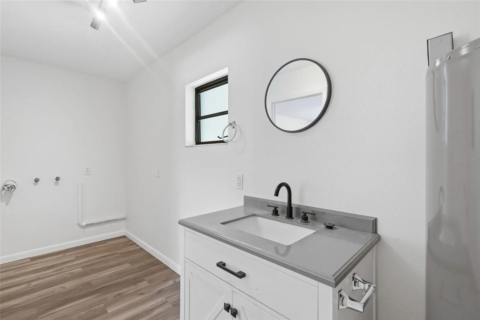 162 BRIDLE PATH