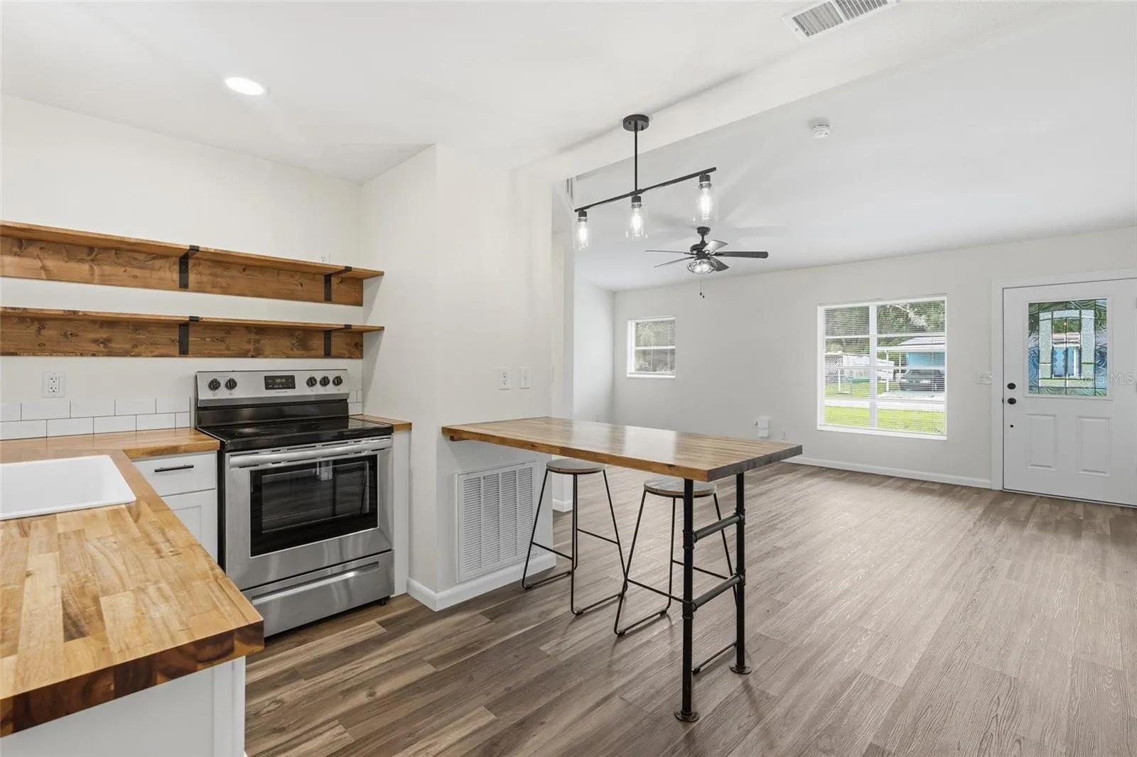 162 BRIDLE PATH