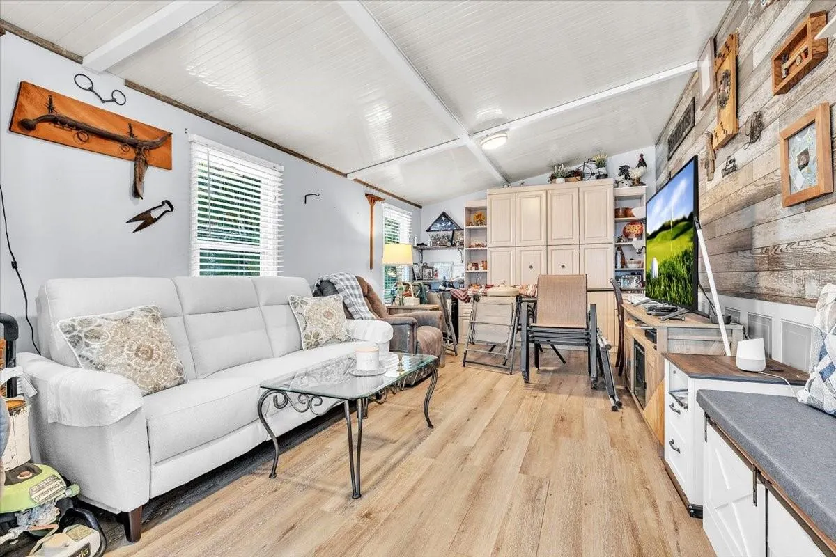 10933 BROWN PELICAN CIR