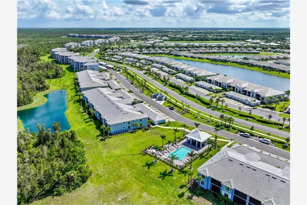 14221 HERITAGE LANDING BLVD #2026 #2026