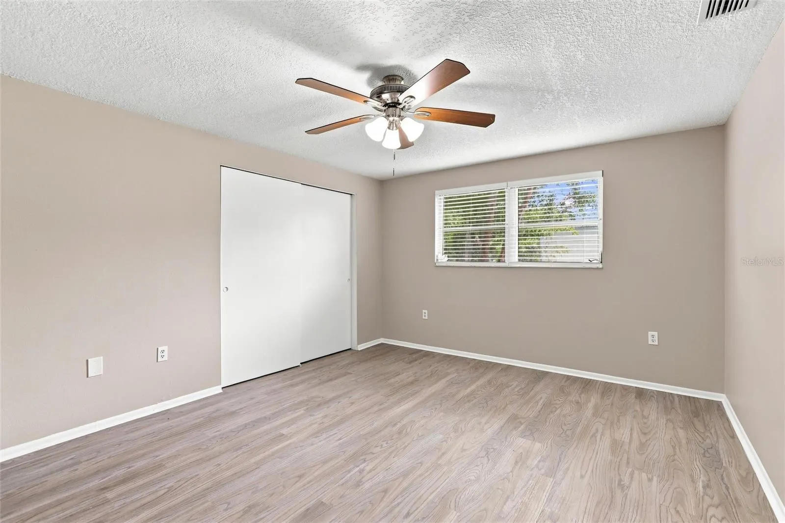 131 DEGAS DR