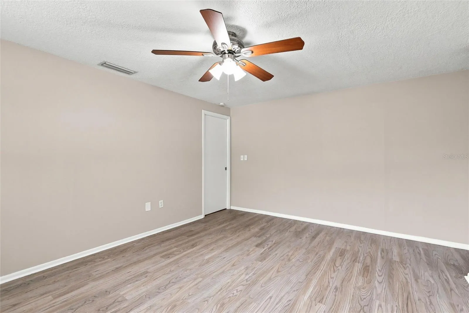 131 DEGAS DR