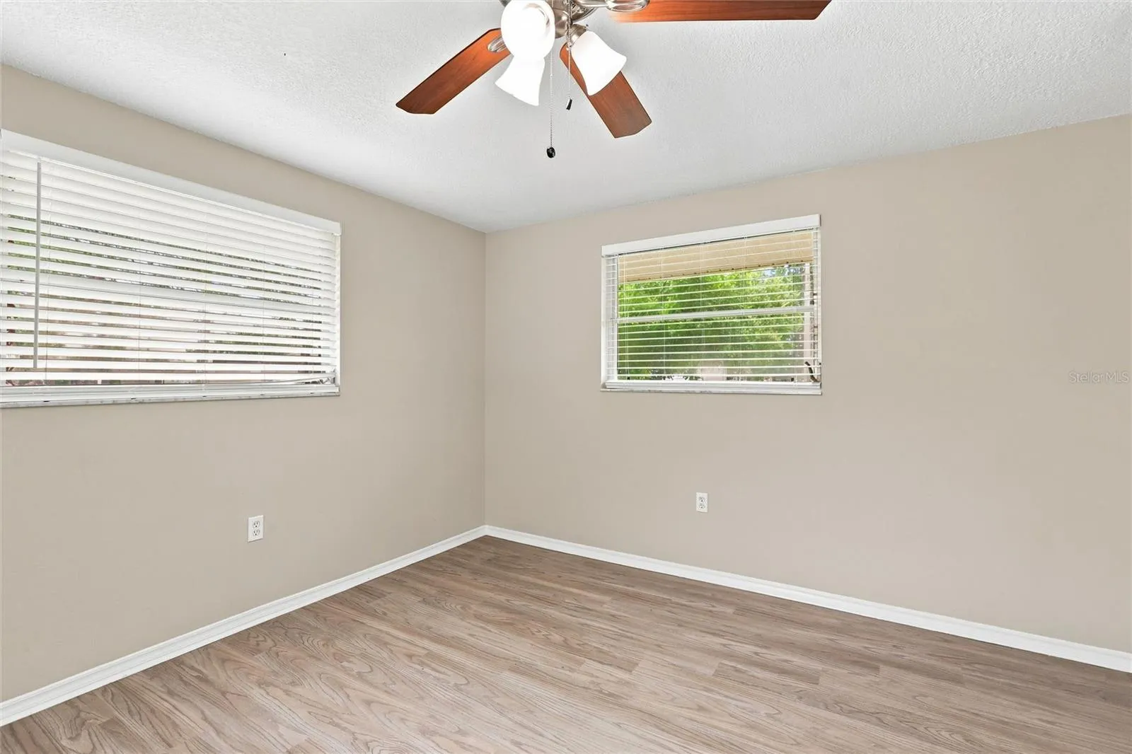 131 DEGAS DR