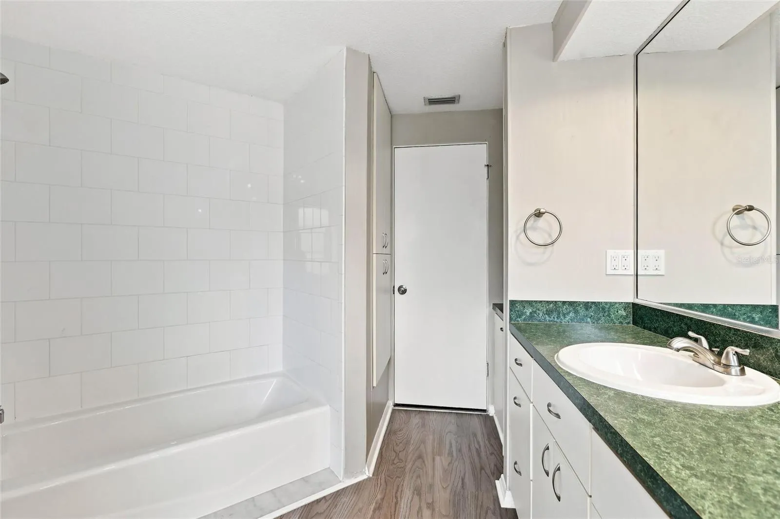 131 DEGAS DR