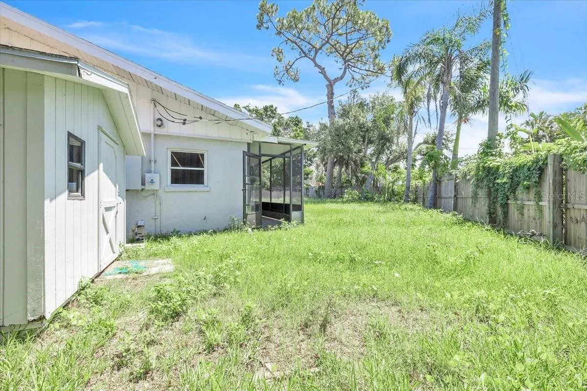 807 LUCILLE AVE