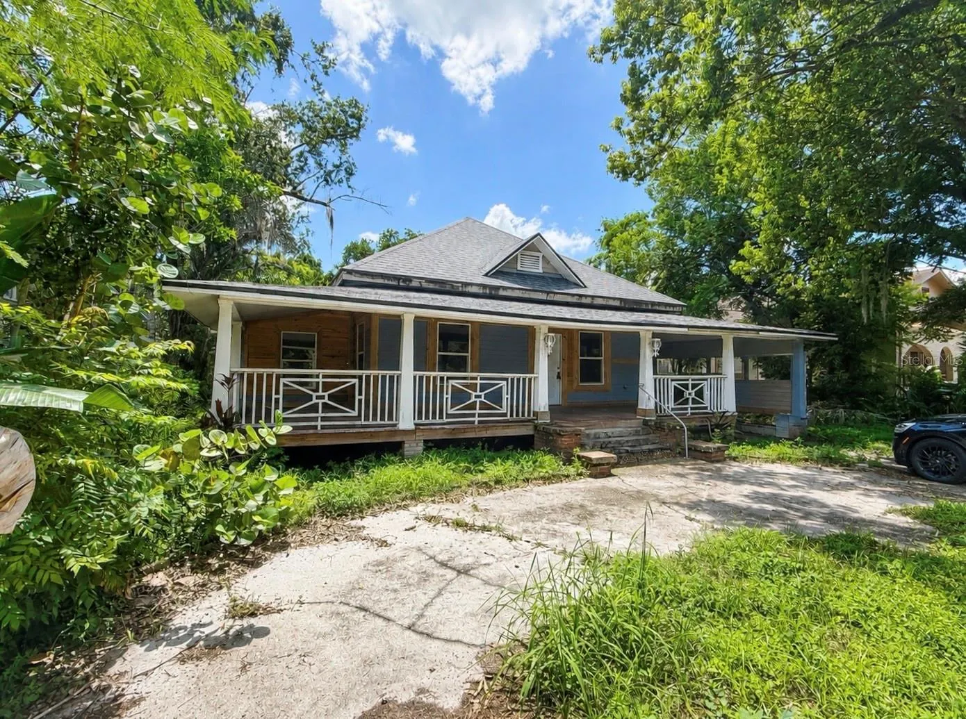204 N MONROE AVE